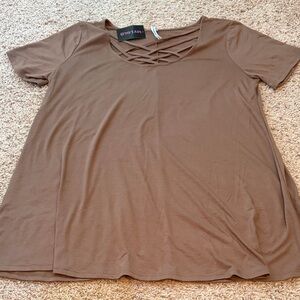 Zenana Outfitters Brown Short Sleeve Tee